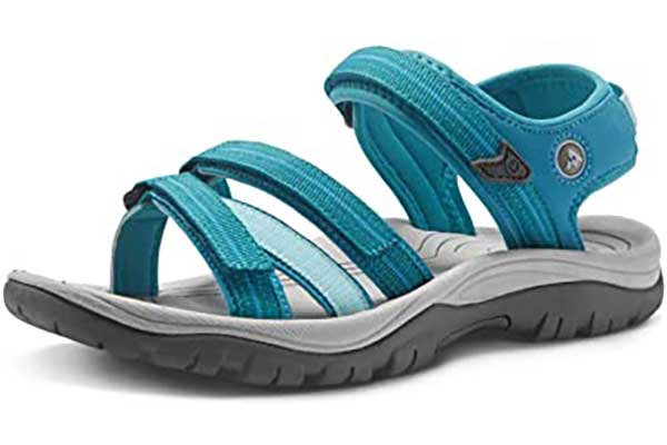 Top 10 Best Walking Sandals for Women in 2022 Reviews