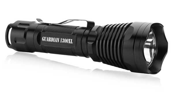 SUPERNOVA GUARDIAN 1300 PROFESSIONAL FLASHLIGHT