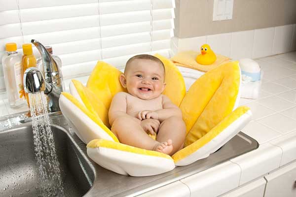 lots to love baby with bathtub