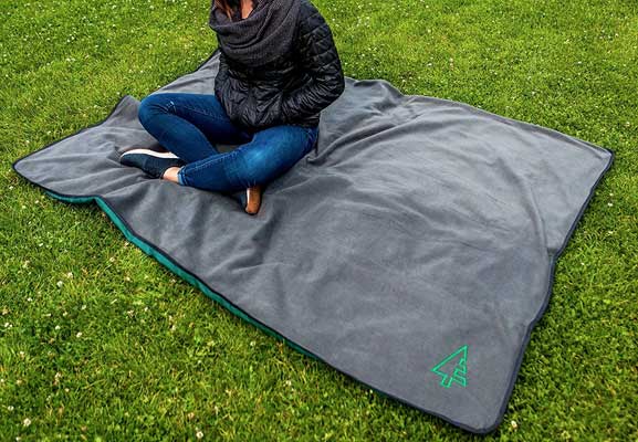 Evergreen Outdoor Blanket